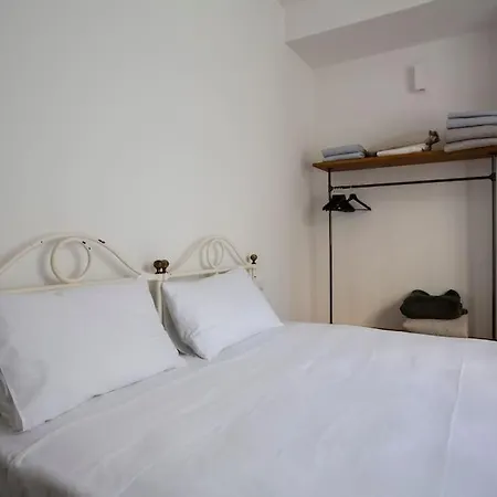 -art Gallery- Luxury Boutique In Center Of Appartement
