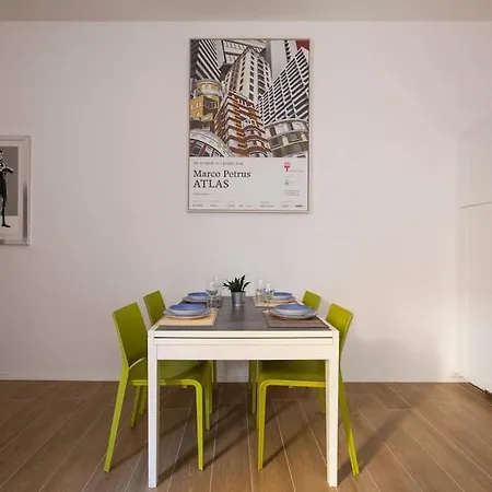 Appartement -art Gallery- Luxury Boutique In Center Of Como